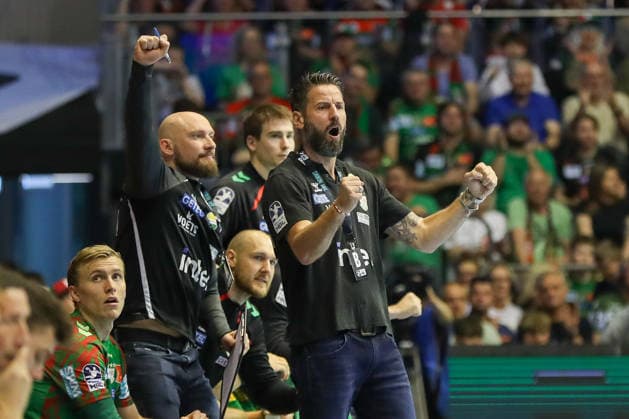 10 05 2026, xgox, Handball Daikin HBL SC Magdeburg Handball Sport Verein Hamburg emspor, f l Yves Grafenhorst Magdeburg, Co Trainer and Bennet Wiegert Magdeburg, Trainer Jubel, Torjubel, jubelt über das Tor, celebrate the goal, celebration Magdeburg