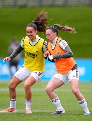 May 10, 2026, Valdebebas, Madrid, Spain: Rocio Galvez and Eva Navarro of Real Madrid warm up during the Spanish Women League, Liga F, football match played between Real Madrid and Atletico De Madrid at Alfredo Di Stefano stadium on May 10, 2026, in Valdebebas, Madrid, Spain. Real Madrid V Atletico De Madrid - Liga F - ZUMAa181 20260510_zaa_a181_030 Copyright: xDennisxAgyemanx