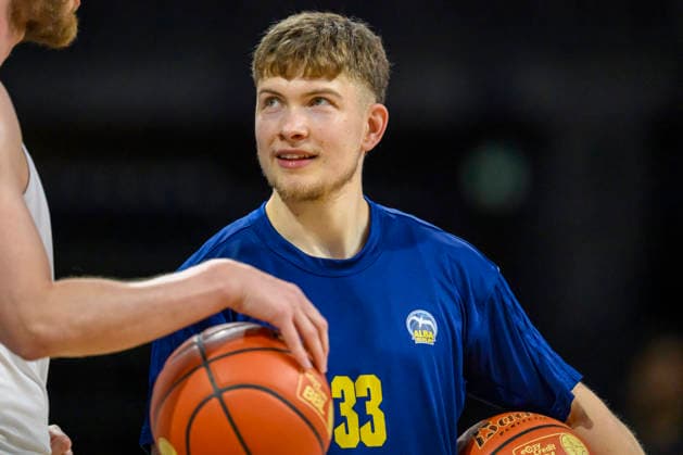 v l Bennet Hundt Alba 33 , GER, Berlin, Basketball, Alba Berlin vs Science City Jena, in the Max Schmeling Halle , BBL, 10 5 2026 Copyright: HMBxMedia UwexKoch