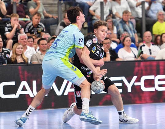 10 05 2026 Handball 1 Bundesliga DAIKIN HBL Season 2025 2026 31 Matchday HC Erlangen Metropolregion Nürnberg HCE VfL Gummersbach OGo xogox Miro Schluroff 15, VfL Gummersbach Maxsim Lochman 32, HC Erlangen HCE