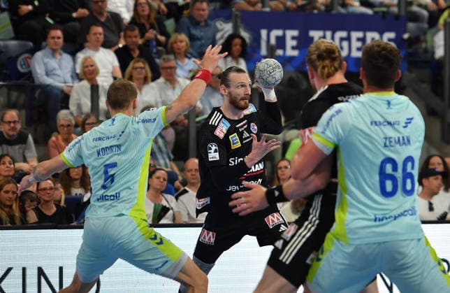 10 05 2026 Handball 1 Bundesliga DAIKIN HBL Season 2025 2026 31 Matchday HC Erlangen Metropolregion Nürnberg HCE VfL Gummersbach OGo xogox Antonio Metzner 27, HC Erlangen HCE