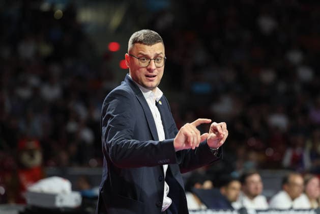 Lazar Spasic EWE Baskets Oldenburg, Head Coach gesticulates, GER, FC Bayern Basketball vs EWE Baskets Oldenburg, Basketball, easycredit Basketball Bundesliga, Matchday 34, Season 2025 2026, 10 05 2026, GER, FC Bayern Basketball vs EWE Baskets Oldenburg, Basketball, easycredit Basketball Bundesliga, Matchday 34, Season 2025 2026, 10 05 2026 Munich Copyright: xEibner-Pressefoto JennixMaulx EP_JML