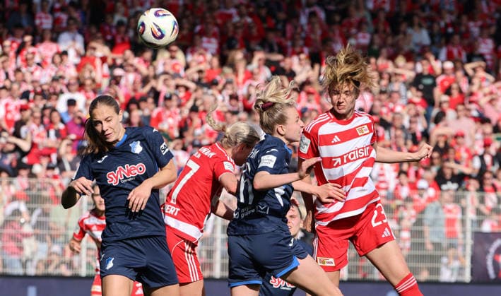 Jamilla Rankin, Judith Steinert, Valesca Ampoorter, Nele Bauereisen duel match scene Action Sport Football Soccer 1 Bundesliga Women Women 25 Matchday Season 2025 2026 10 05 2026 1 FC Union Berlin vs TSG Hoffenheim DFL regulations prohibit any use of photographs as image sequences and or quasi video