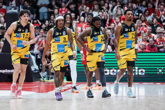In the picture from left Lenny Anigbata MHP RIESEN Ludwigsburg, 12 , Stefan Smith MHP RIESEN Ludwigsburg, 3 , Keeshawn Kellman MHP RIESEN Ludwigsburg, 32 , Traveon Buchanan MHP RIESEN Ludwigsburg, 1 and Elijah Hughes MHP RIESEN Ludwigsburg, 7 10 05 2026, Basketball, Fitness First Wuerzburg Baskets vs MHP Riesen Ludwigsburg, easyCredit BBL, Matchday 34, Germany, 97072, tectake Arena Wuerzburg, Copyright: HMBxMedia xJulienxBecker