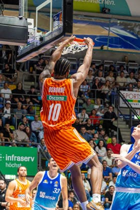 easyCredit Basketball Bundesliga BBL, Frankfurt am Main, Frankfurt Skyliners vs Ratiopharm Ulm, Süwag Energie Arena Frankfurt am Main 10 05 2026 easyCredit Basketball Bundesliga BBL, Frankfurt am Main, Germany 10 05 2026 Malik Osborne Ratiopharm Ulm, 10 at the Dunk, Basketball Bundesliga, Game of Frankfurt Skyliners vs Ratiopharm Ulm Süwag Energie Arena Frankfurt am Main Copyright: xBEAUTIFULxSPORTS Freudensteinx