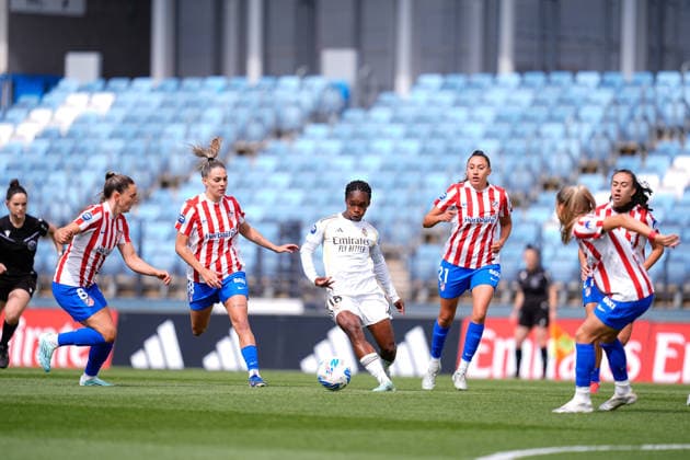 May 10, 2026, Valdebebas, Madrid, Spain: Linda Caicedo of Real Madrid in action during the Spanish Women League, Liga F, football match played between Real Madrid and Atletico De Madrid at Alfredo Di Stefano stadium on May 10, 2026, in Valdebebas, Madrid, Spain. Real Madrid V Atletico De Madrid - Liga F - ZUMAa181 20260510_zaa_a181_046 Copyright: xDennisxAgyemanx