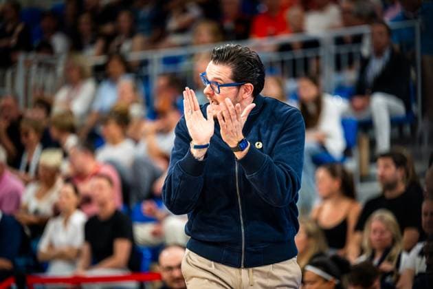 Carlo Finetti 999 MLP Academics Heidelberg shows commitment and motivates his team in a critical phase of the game in Heidelberg Motivational boost from Carlo Finetti 999 MLP Academics Heidelberg Copyright: xMichaelxGelhardtx