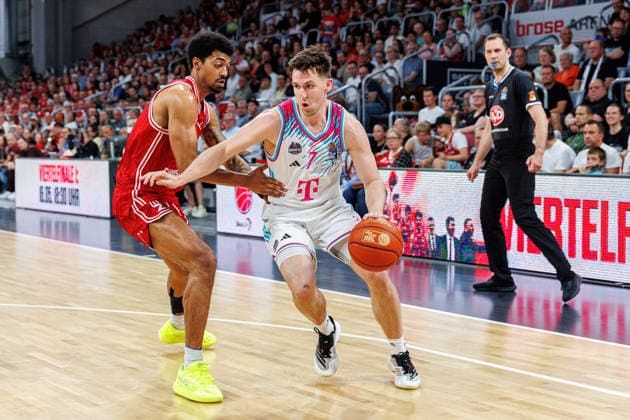 Ibi Watson BMA365 Bamberg Baskets, 02 , Grayson Murphy Telekom Baskets Bonn, 07 , BMA365 Bamberg Baskets vs Telekom Baskets Bonn, Basketball, easyCredit BBL, Matchday 34, 10 05 2026 BMA365 Bamberg Baskets vs Telekom Baskets Bonn, Basketball, easyCredit BBL, Matchday 34, 10 05 2026 Bamberg Copyright: xEibner-Pressefoto G.xSantemizx EP_EER