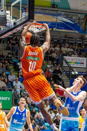 easyCredit Basketball Bundesliga BBL, Frankfurt am Main, Frankfurt Skyliners vs Ratiopharm Ulm, Süwag Energie Arena Frankfurt am Main 10 05 2026 easyCredit Basketball Bundesliga BBL, Frankfurt am Main, Germany 10 05 2026 Malik Osborne Ratiopharm Ulm, 10 at the dunk, Basketball Bundesliga, Game of Frankfurt Skyliners vs Ratiopharm Ulm Süwag Energie Arena Frankfurt am Main Copyright: xBEAUTIFULxSPORTS Freudensteinx