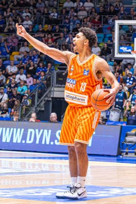 easyCredit Basketball Bundesliga BBL, Frankfurt am Main, Frankfurt Skyliners vs Ratiopharm Ulm, Süwag Energie Arena Frankfurt am Main 10 05 2026 easyCredit Basketball Bundesliga BBL, Frankfurt am Main, Germany 10 05 2026 Mark Smith Ratiopharm Ulm, 13 , Basketball Bundesliga, Match of Frankfurt Skyliners vs Ratiopharm Ulm Süwag Energie Arena Frankfurt am Main Copyright: xBEAUTIFULxSPORTS Freudensteinx