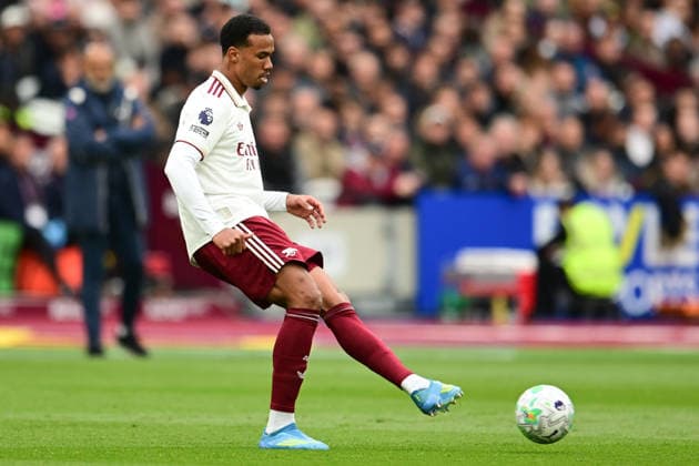 West Ham United v Arsenal, Premier League Arsenal defender Gabriel Magalhaes (6) on defensive duties during the Premier League match between West Ham United and Arsenal at the London Stadium, London, UK on 10 May 2026. London London Stadium UK Editorial use only DataCo restrictions apply See www.football-dataco.com , Copyright: xDennisxGoodwinx PSI-24232-0021