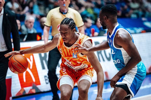 Mohamed Diakite ratiopharm Ulm, 05 , Alvin Onyia Skyliners Frankfurt, 02 GER, Skyliners Frankfurt vs ratiopharm Ulm, easyCredit BBL, Bundesliga, Matchday 34, Season 2025 2026 10 05 2026 Eibner Pressefoto Attila Ziga GER, Skyliners Frankfurt vs ratiopharm Ulm, easyCredit BBL, Bundesliga, Matchday 34, Season 2025 2026 10 05 2026 Frankfurt am Main Copyright: xEibner-Pressefotox EP_AZA