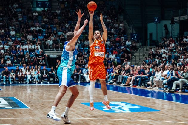 Malick Kordel Skyliners Frankfurt, 04 , Chris Thiemann ratiopharm Ulm, 23 GER, Skyliners Frankfurt vs ratiopharm Ulm, easyCredit BBL, Bundesliga, Matchday 34, Season 2025 2026 10 05 2026 Eibner Pressefoto Attila Ziga GER, Skyliners Frankfurt vs ratiopharm Ulm, easyCredit BBL, Bundesliga, Matchday 34, Season 2025 2026 10 05 2026 Frankfurt am Main Copyright: xEibner-Pressefotox EP_AZA