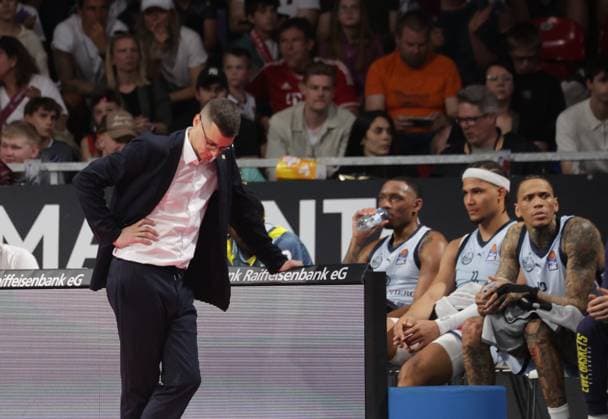 Disappointed Oldenburgs coach Lazar SPASIC Basketball Bayern Oldenburg Bundesliga, FC Bayern Basketball EWE Baskets Oldenburg, 34 Matchday, Season 2025 2026, 10 05 2026, in Munich, B M W P A R K, Germany Source Copyright Credit Oryk HAIST xBASKETBALL-BAYERN-OLDENBURGx