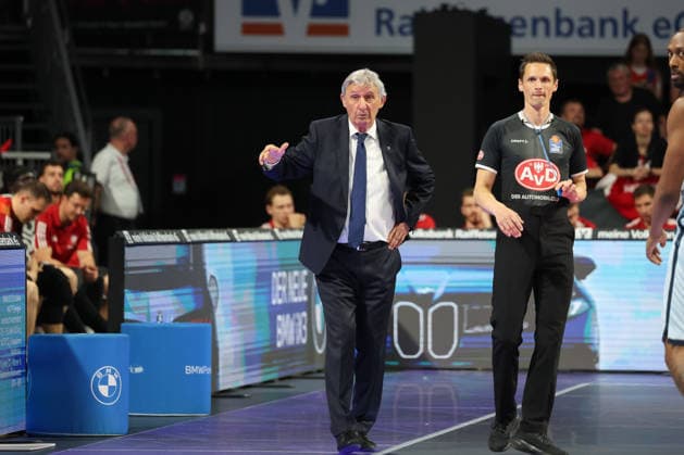 Svetislav Pesic FC Bayern Basketball, Head Coach gesticulates, GER, FC Bayern Basketball vs EWE Baskets Oldenburg, Basketball, easycredit Basketball Bundesliga, Matchday 34, Season 2025 2026, 10 05 2026, GER, FC Bayern Basketball vs EWE Baskets Oldenburg, Basketball, easycredit Basketball Bundesliga, Matchday 34, Season 2025 2026, 10 05 2026 Munich Copyright: xEibner-Pressefoto JennixMaulx EP_JML