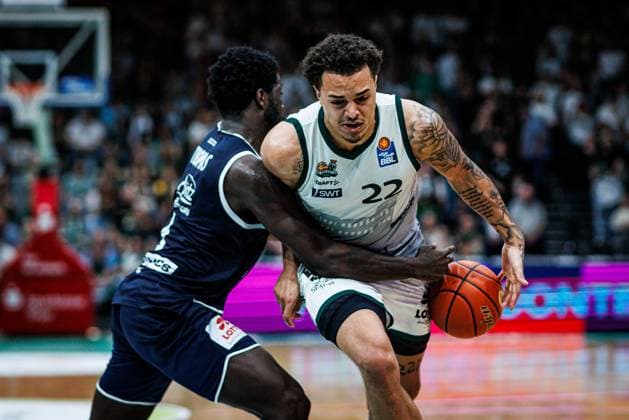 Nolan Adekunle Gladiators Trier in a duel with Khyri Thomas MBC Syntainics , Vet Concept Gladiators Trier vs MBC Syntainics, Basketball, easyCredit BBL, Matchday 34, Season 2025 2026, 10 05 2026 Vet Concept Gladiators Trier vs MBC Syntainics, Basketball, easyCredit BBL, Matchday 34, Season 2025 2026, 10 05 2026 Copyright: xEibner-Pressefoto AlexanderxNeisx EP_ANS