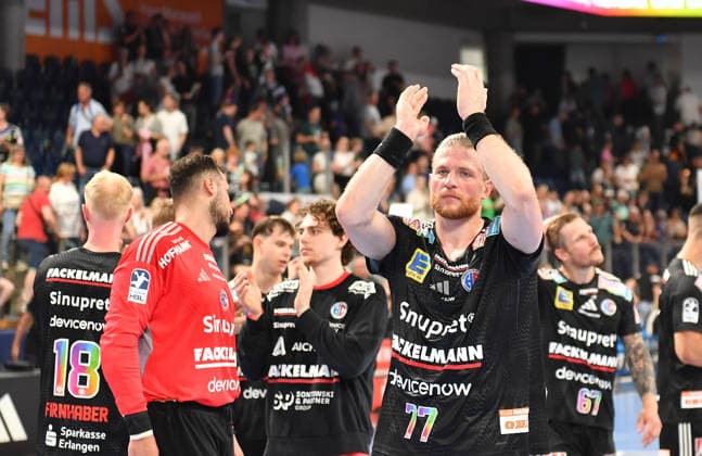 10 05 2026 Handball 1 Bundesliga DAIKIN HBL Season 2025 2026 31 Matchday HC Erlangen Metropolregion Nürnberg HCE VfL Gummersbach OGo xogox Maciej Gebala 77, HC Erlangen HCE disappointed Disappointment after the end of the match