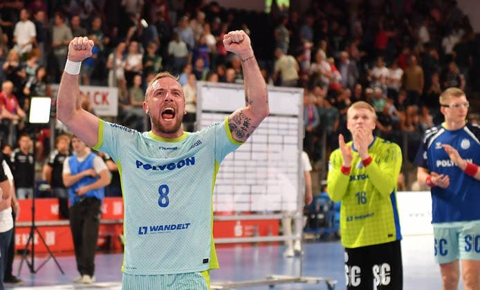 10 05 2026 Handball 1 Bundesliga DAIKIN HBL Season 2025 2026 31 Matchday HC Erlangen Metropolregion Nuremberg HCE VfL Gummersbach OGo xogox Lukas Blohme 8, VfL Gummersbach Cheers of joy after the end of the match