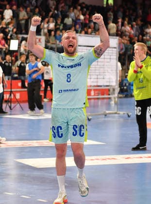 10 05 2026 Handball 1 Bundesliga DAIKIN HBL Season 2025 2026 31 Matchday HC Erlangen Metropolregion Nuremberg HCE VfL Gummersbach OGo xogox Lukas Blohme 8, VfL Gummersbach Cheers of joy after the end of the match