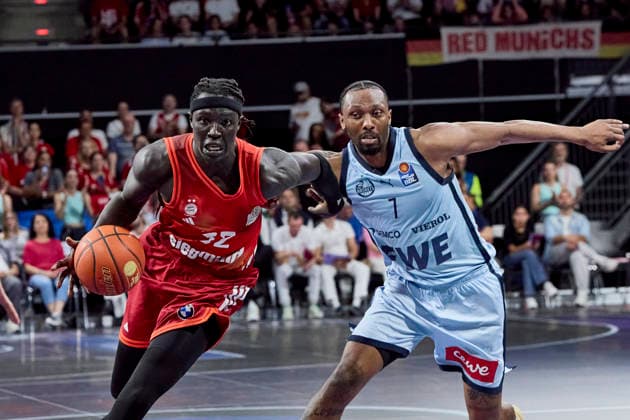 German Basketball Bundesliga BBL , FC Bayern Munich Basketball vs EWE BASKETS Oldenburg, Munich FC Bayern Basketball, Oldenburg EWE BASKETS, 2026 05 10 in Munich BMW Park GABRIEL Wenyen FC Bayern Munich Basketball Center C Nr32 FCBB32 , TUCKER Dakarai EWE BASKETS Oldenburg Small Forward SF Nr7 OLD7 sportworld Munich BMW Park Bayern Germany