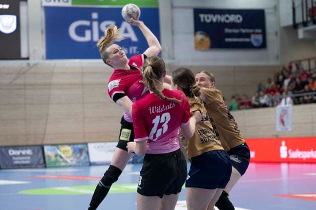 Handball Bundesliga Women,HBF, Season 2025 2026 SV Union Halle Neustadt vs Buxtehuder SV Halle, Germany 10 May 2026 In the picture from left in duel Cara Reuthal Halle ,Madeleine Östlund Oestlund Halle , Jolina Huhnstock Buxtehude and Carina Senel Buxtehude Halle Saale SWH Arena Sachsen Anhalt Germany