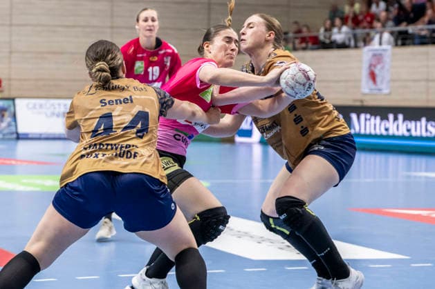 Handball Bundesliga Women,HBF, Season 2025 2026 SV Union Halle Neustadt vs Buxtehuder SV Halle, Germany 10 May 2026 In the picture from left Carina Senel Buxtehude , Tabea Wipper Halle and Jolina Huhnstock Buxtehude Halle Saale SWH Arena Sachsen Anhalt Germany