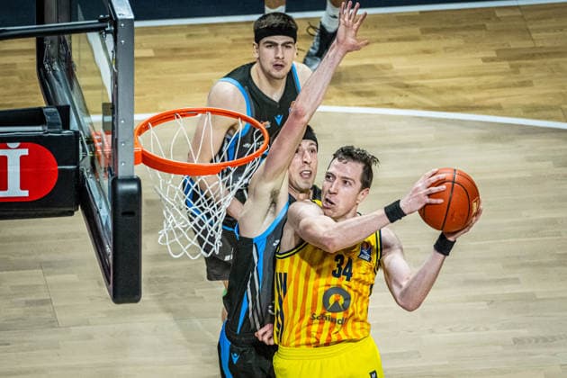 Basketball Berlin 10 05 2026 Season 2025 2026 EasyCredit BBL 1 Bundesliga Men, Men Alba Berlin Science City Jena Justin Bean Alba Berlin, No 34