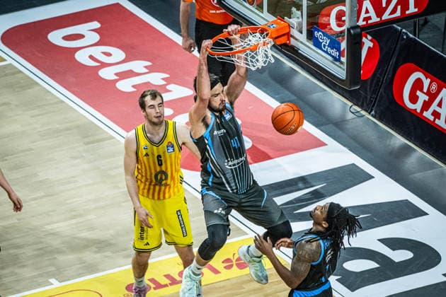 Basketball Berlin 10 05 2026 Season 2025 2026 EasyCredit BBL 1 Bundesliga Men, Men Alba Berlin Science City Jena Alex Herrera Jena, No 41