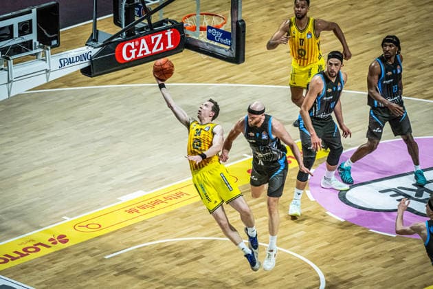 Basketball Berlin 10 05 2026 Season 2025 2026 EasyCredit BBL 1 Bundesliga Men, Men Alba Berlin Science City Jena Justin Bean Alba Berlin, No 34 Robin Christen Jena, No 08