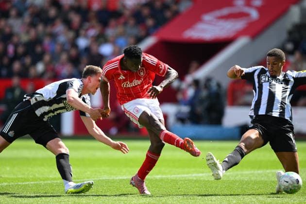 Nottingham Forest v Newcastle United - Premier League Taiwo Awoniyi of Nottingham Forest shoots at goal during the Premier League match between Nottingham Forest and Newcastle United at the City Ground in Nottingham, United Kingdom, on May 10, 2026. Nottingham Nottinghamshire United Kingdom  Copyright: xMIxNewsx originalFilename:fletcher-nottingh260510_npNT8.jpg