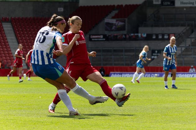Liverpool FC Women v Brighton & Hove Albion Women Adobe Women™s FA Cup Semi-Final Caitlin Hayes of Brighton & Hove Albion Women in action during the Adobe Women™s FA Cup Semi-Final match between Liverpool FC Women and Brighton & Hove Albion Women at Brewdog Stadium in St Helens, England, on May 10, 2026., Credit:Victoria Cropper Vicky Pearson Avalon UK, Merseyside, St.Helens, Brewdog Stadium  Copyright: xVictoriaxCropperx xVickyxPearsonx xAvalonx 1097935312