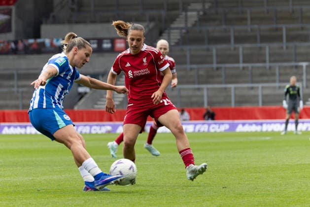 Liverpool FC Women v Brighton & Hove Albion Women Adobe Women™s FA Cup Semi-Final Alejandra Bernabe of Liverpool FC Women in action during the Adobe Women™s FA Cup Semi-Final match between Liverpool FC Women and Brighton & Hove Albion Women at Brewdog Stadium in St Helens, England, on May 10, 2026., Credit:Victoria Cropper Vicky Pearson Avalon UK, Merseyside, St.Helens, Brewdog Stadium  Copyright: xVictoriaxCropperx xVickyxPearsonx xAvalonx 1097935368