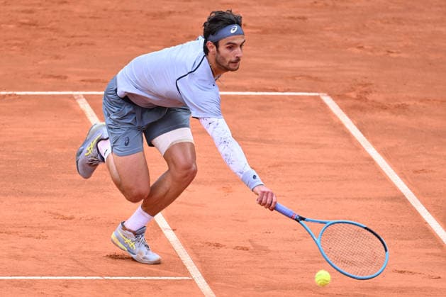 TENNIS - Internazionali di Tennis - Internazionali BNL d Italia Photo by IPA ABACAPRESS.COM84547372 - Lorenzo Musetti of Italy competes against Francisco Cerundolo of Argentina during the Internazionali BNL d Italia Day Six at Foro Italico on May 10, 2026 in Rome, Italy. Rome Italy  Copyright: xIPAxSport ABACAx