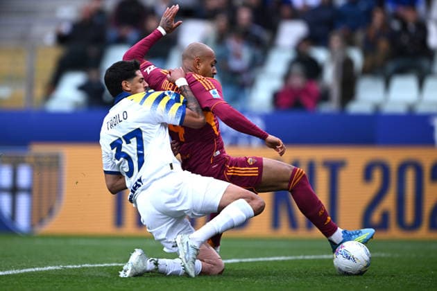 Cm Parma 10 05 2026 - campionato di calcio serie A Parma-Roma foto Cristiano Mazzi Image nella foto: Donyell Malen-Mariano Emir Troilo 