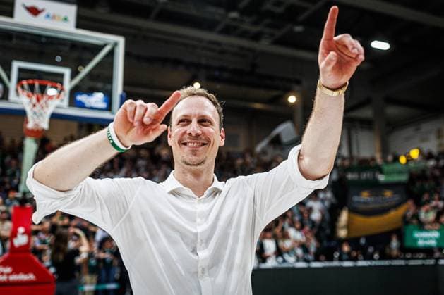 Jacques Schneider Gladiators Trier celebrates their entry into the Playins, Vet Concept Gladiators Trier vs MBC Syntainics, Basketball, easyCredit BBL, Matchday 34, Season 2025 2026, 10 05 2026 Vet Concept Gladiators Trier vs MBC Syntainics, Basketball, easyCredit BBL, Matchday 34, Season 2025 2026, 10 05 2026 Copyright: xEibner-Pressefoto AlexanderxNeisx EP_ANS