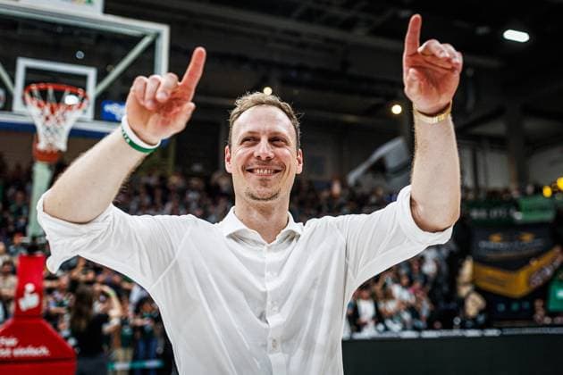Jacques Schneider Gladiators Trier celebrates their entry into the Playins, Vet Concept Gladiators Trier vs MBC Syntainics, Basketball, easyCredit BBL, Matchday 34, Season 2025 2026, 10 05 2026 Vet Concept Gladiators Trier vs MBC Syntainics, Basketball, easyCredit BBL, Matchday 34, Season 2025 2026, 10 05 2026 Copyright: xEibner-Pressefoto AlexanderxNeisx EP_ANS