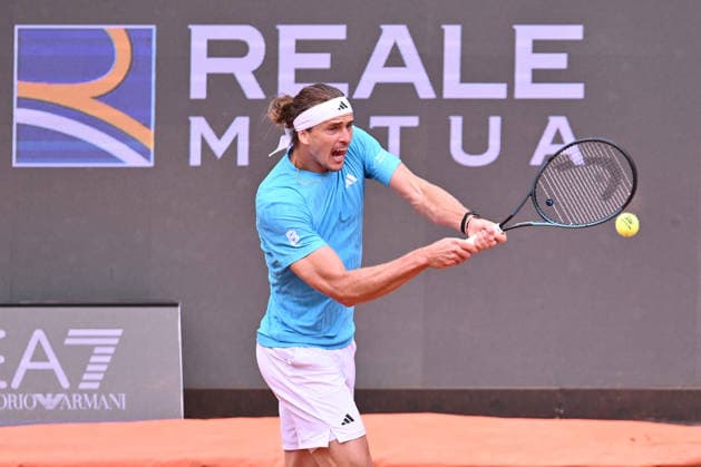 Internazionali BNL D Italia 2026 - Day Six Alexander Zverev of Germany competes against Alexander Blockx of Belgium during the Internazionali BNL d Italia Day Six at Foro Italico in Rome, Italy, on May 10, 2026. Rome Italy Italy  Copyright: xDomenicoxCippitellix originalFilename:cippitelli-itainter260510_npEsw.jpg