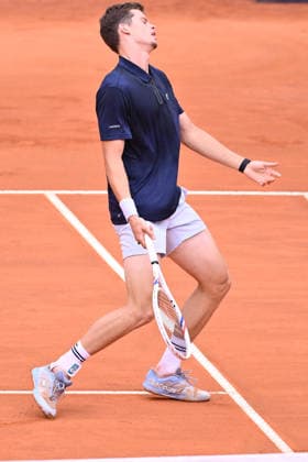 Internazionali BNL D Italia 2026 - Day Six Alexander Blockx of Belgium competes against Alexander Zverev of Germany during the Internazionali BNL d Italia Day Six at Foro Italico in Rome, Italy, on May 10, 2026. Rome Italy Italy  Copyright: xDomenicoxCippitellix originalFilename:cippitelli-itainter260510_npmT6.jpg