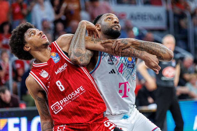 Demarcus Demonia BMA365 Bamberg Baskets, 08 , Jeff Garrett Jr Telekom Baskets Bonn, 04 , BMA365 Bamberg Baskets vs Telekom Baskets Bonn, Basketball, easyCredit BBL, Matchday 34, 10 05 2026 BMA365 Bamberg Baskets vs Telekom Baskets Bonn, Basketball, easyCredit BBL, Matchday 34, 10 05 2026 Bamberg Copyright: xEibner-Pressefoto G.xSantemizx EP_EER
