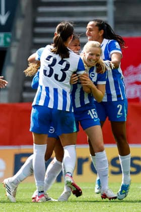 Liverpool Women v Brighton & Hove Albion Women, St Helens, UK - 10 May 2026 Goal celebrations for Nadine Noordam of Brighton and Hove Albion during the Women™s FA Cup Semi Final match between Liverpool Women and Brighton & Hove Albion Women at The Brewdog Stadium on 10 May 2026 in St Helens, England (Photo by Steve Taylor PPAUK) St Helens The Brewdog Stadium Merseyside England Copyright: xStevexTaylor PPAUKx PPA-273904