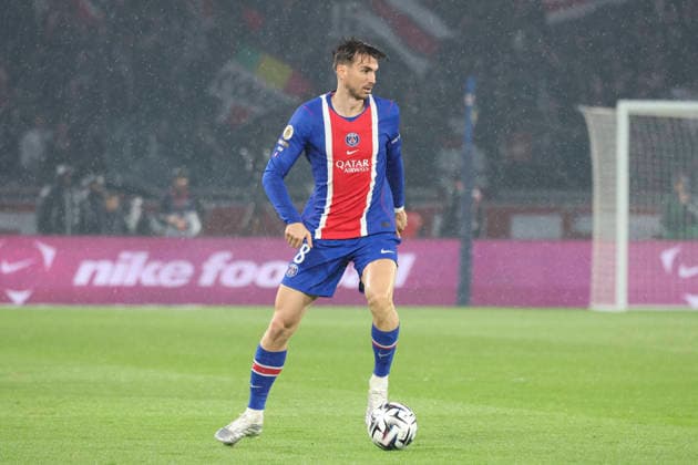 FOOTBALL : Paris Saint Germain Vs Brest - Ligue 1 - 10 05 2026 Fabian Ruiz (PSG) ParisFrance  Copyright: xMichaelxBaucherx
