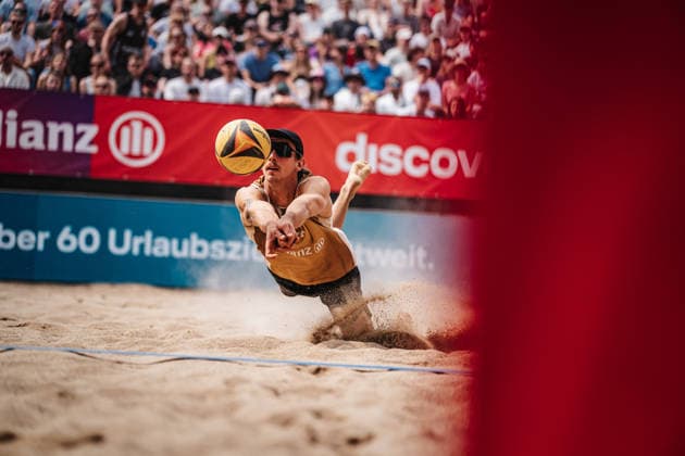 Beach volleyball men Allianz German Beach Tour 2026 Tourstop Düsseldorf 10 05 2026 Lukas Pfretzschner jumps to the ball Düsseldorf Robert Lehr Ufer North Rhine-Westphalia Germany