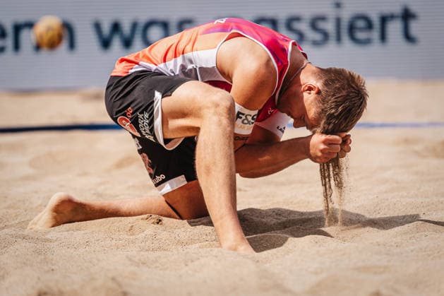 Beach volleyball men Allianz German Beach Tour 2026 Tourstop Düsseldorf 10 05 2026 Luis Kubo annoys Düsseldorf Robert Lehr Ufer Nordrhein Westfalen Germany