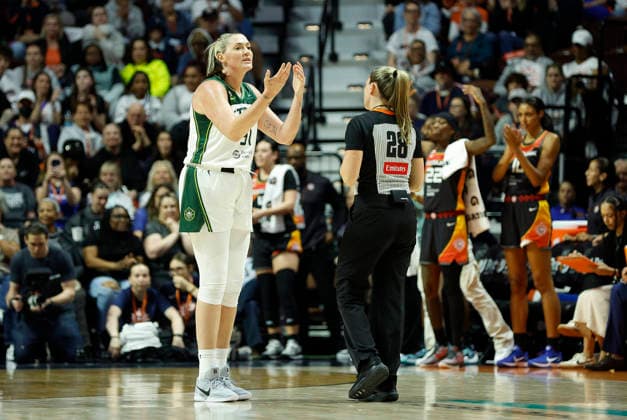 UNCASVILLE, CT - MAY 10: Stefanie Dolson 31 of the Seattle Storm reacts to referee Clare Aubry during the WNBA, Basketball Damen, USA game between Seattle Storm and Connecticut Sun on May 10, 2026, at Mohegan Sun Arena in Uncasville, CT. (Photo by M. Anthony Nesmith Icon Sportswire) WNBA: MAY 10 Seattle Storm at Connecticut Sun EDITORIAL USE ONLY Icon26051019