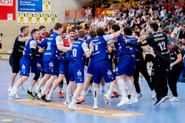 Krefeld, 10 05 2026, Handball, Men, 2 Bundesliga, Matchday 31, 2025 2026 HSG Krefeld Niederrhein HBW Balingen Weilstetten Unlimited jubilation directly after the final whistle