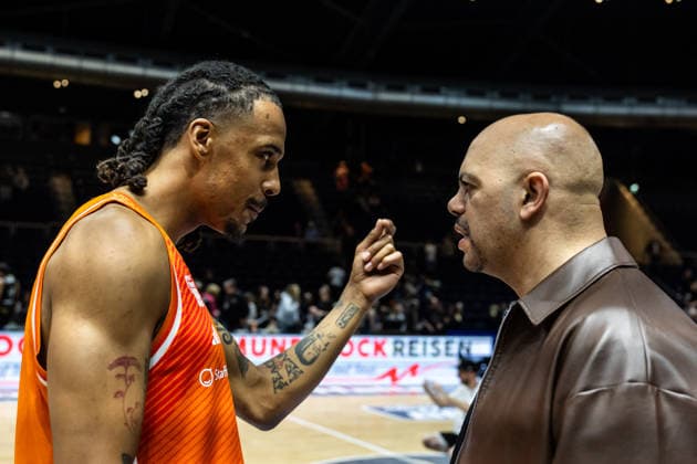 GER, easy Credit Basketball Bundesliga, Basketball Löwen Braunschweig Niners Chemnitz 10 05 2026, Volkswagenhalle, Braunschweig, GER, easy Credit Basketball Bundesliga, Basketball Löwen Braunschweig Niners Chemnitz Kevin Yebo Niners Chemnitz, 0 with Dia Soliman, The Tribe Â Photo Alexander Trienitz Braunschweig Volkswagenhalle Niedersachsen Germany