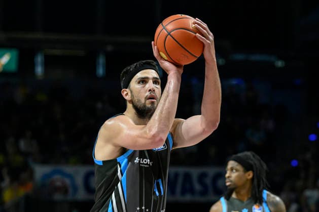 v l Alex Herrera 41, Science City Jena , GER, Berlin, Basketball, Alba Berlin vs Science City Jena, in the Max Schmeling Halle , BBL, 10 5 2026 Copyright: HMBxMedia UwexKoch