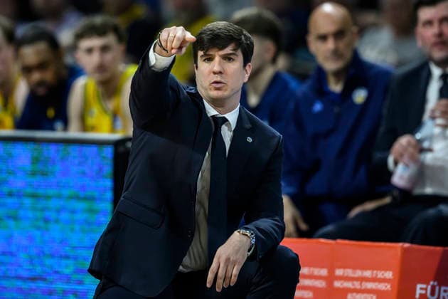 v l Pedro Calles Alba, Coach , GER, Berlin, Basketball, Alba Berlin vs Science City Jena, in the Max Schmeling Halle , BBL, 10 5 2026 Copyright: HMBxMedia UwexKoch