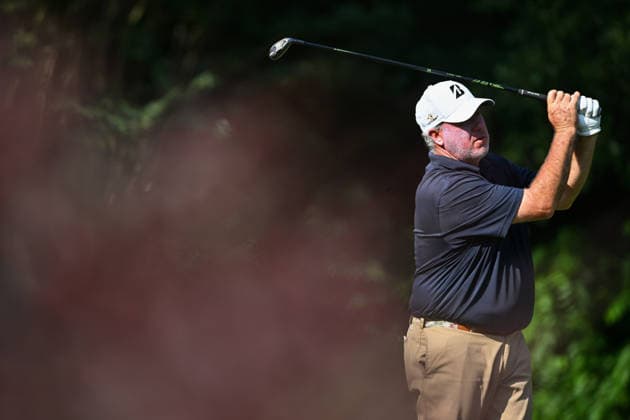 THE WOODLANDS, TX - MAY 10: Boo Weekley hits from the seventeenth tee box during the final round of The Insperity Invitational in the PGA, Golf Herren TOUR Champions at The Woodlands Country Club on Sunday, May 10, 2026 in The Woodlands, TX. (Photo by Austin McAfee Icon Sportswire) GOLF: MAY 10 PGA TOUR Champions Insperity Invitational EDITORIAL USE ONLY Icon260510007