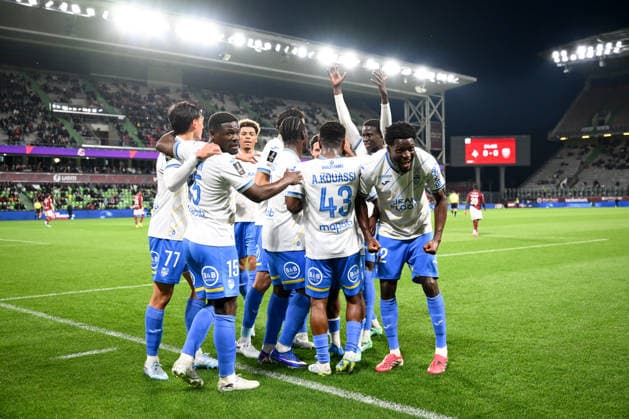 FC Metz v FC Lorient - Ligue 1 McDonald s 2025 2026 15 Aiyegun TOSIN (fcl) - 32 Nathaniel ADJEI (fcl) during the Ligue 1 McDonald s match between Metz and Lorient at Stade Saint-Symphorien on May 10, 2026 in Metz, France. Metz France  Copyright: xFEPx 776348386